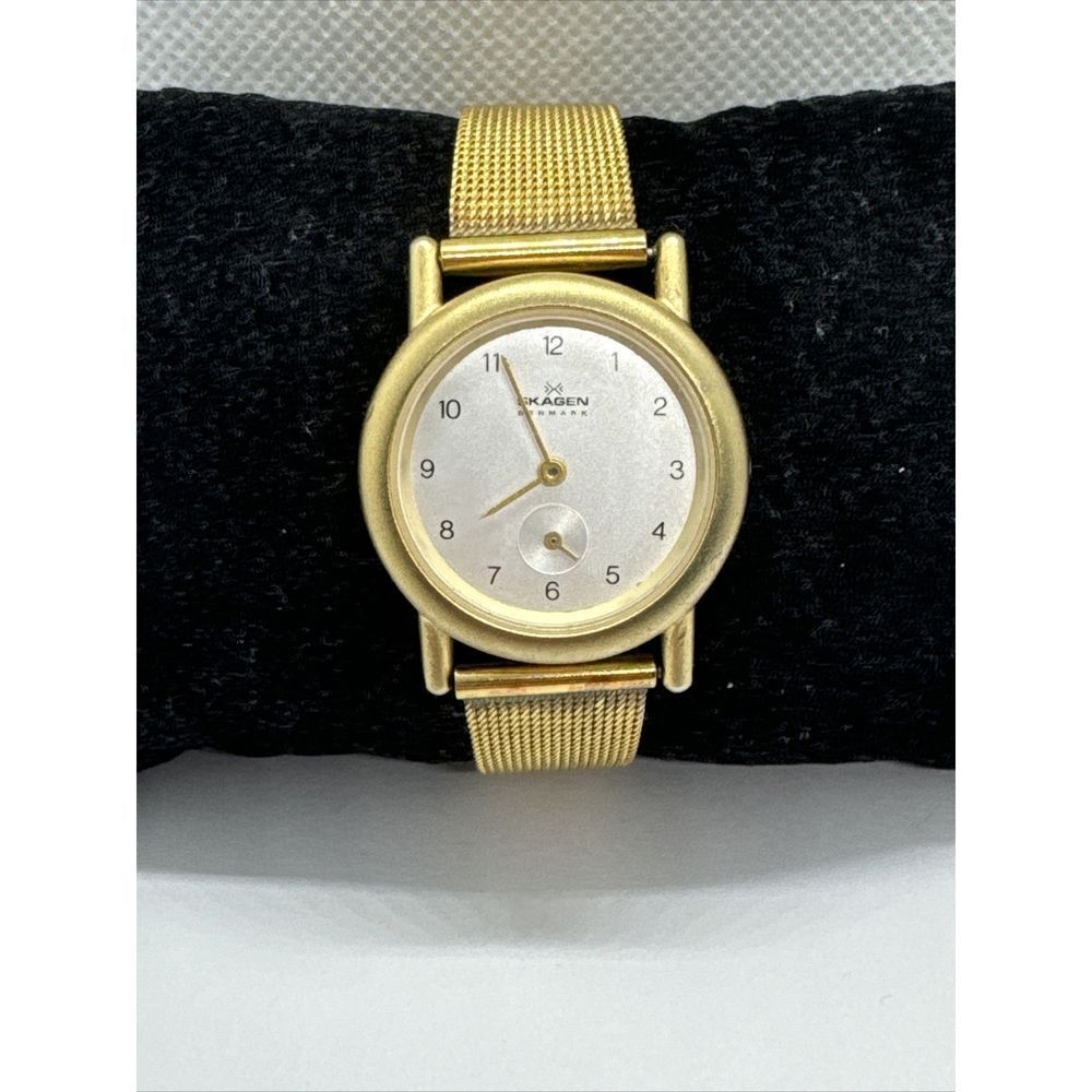 Skagen 5SGG Women's Gold Stainless Steel Mesh Analog Dial Quartz Watch AEA202
